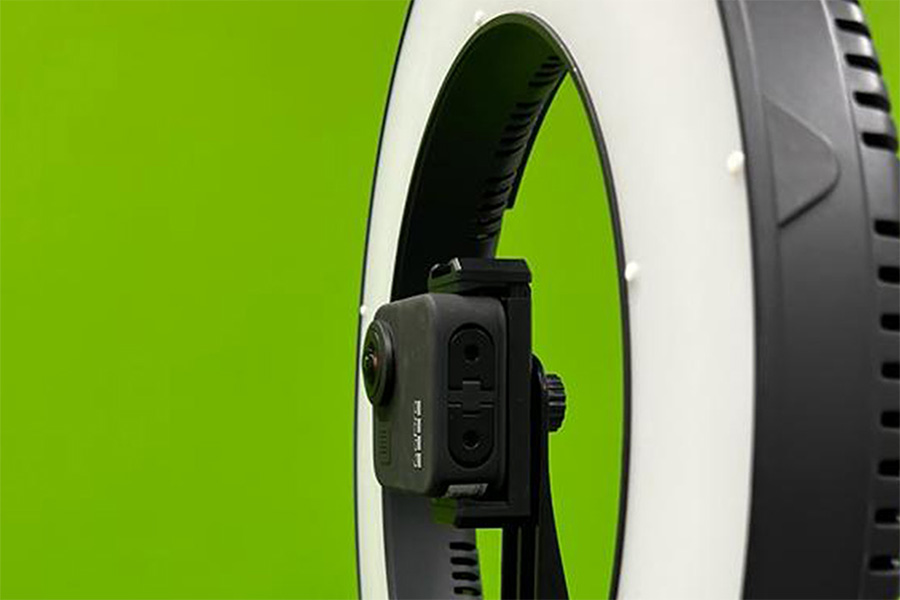 Ringlicht und Kamera vor dem Greenscreen